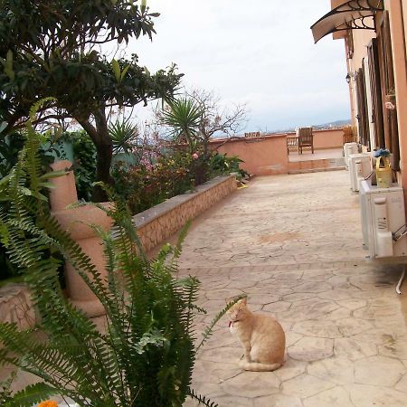 B&B Villa Sul Golfo Quartu SantʼElena Exteriör bild