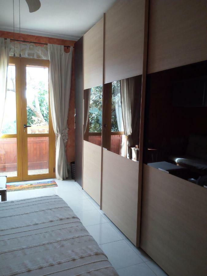B&B Villa Sul Golfo Quartu SantʼElena Exteriör bild