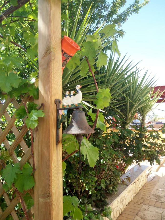 B&B Villa Sul Golfo Quartu SantʼElena Exteriör bild