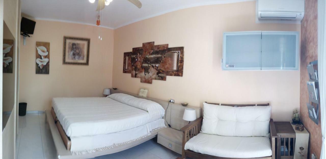 B&B Villa Sul Golfo Quartu SantʼElena Exteriör bild
