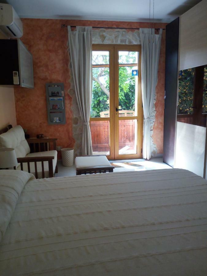 B&B Villa Sul Golfo Quartu SantʼElena Exteriör bild